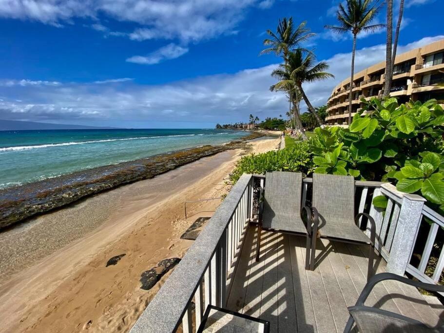 Oceanfront With Aircon-Hear The Waves-Amazing Views-Wifi Leilighet Lahaina Eksteriør bilde
