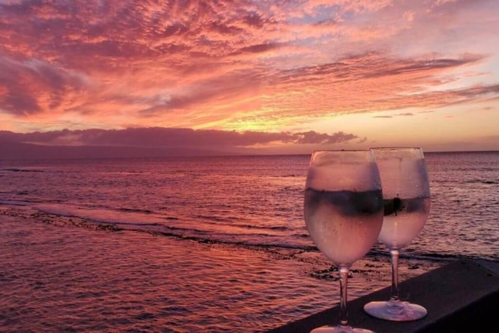 Oceanfront With Aircon-Hear The Waves-Amazing Views-Wifi Leilighet Lahaina Eksteriør bilde